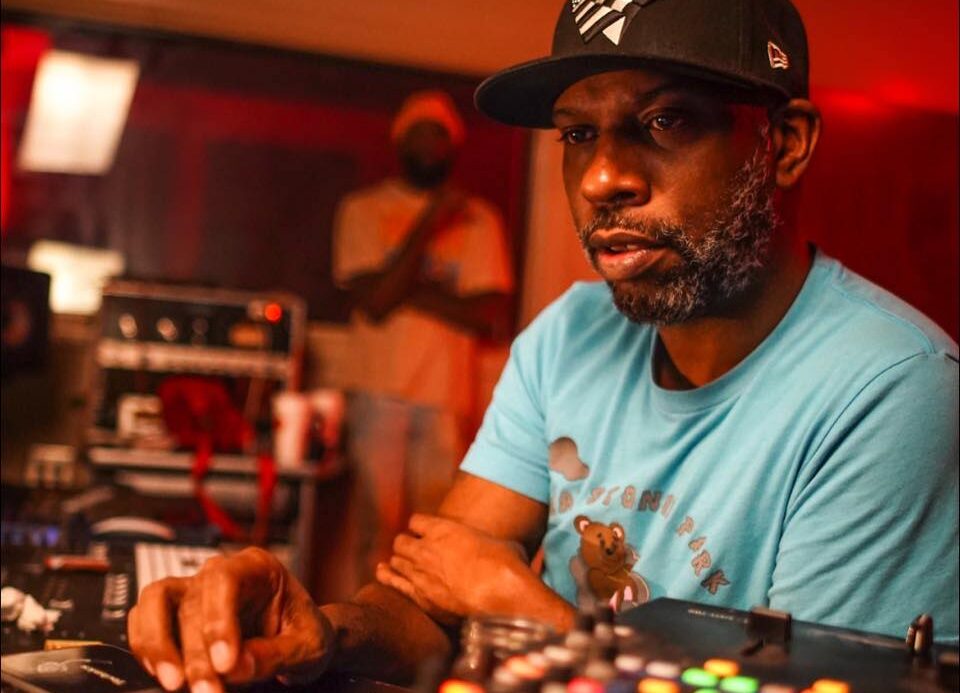 Producer Battle (Bizzo vs Akeem Wells)